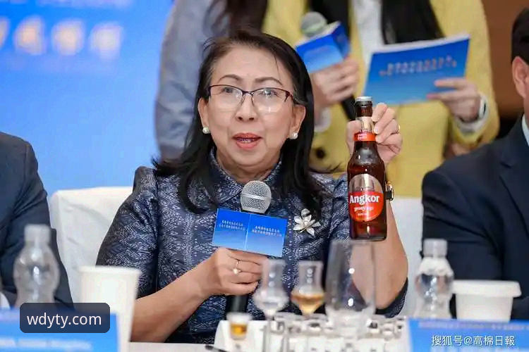 <h2>从卡洛斯专访到世界杯盛宴：乐鱼APP下载中心观赛与资讯获取完整指南</h2>